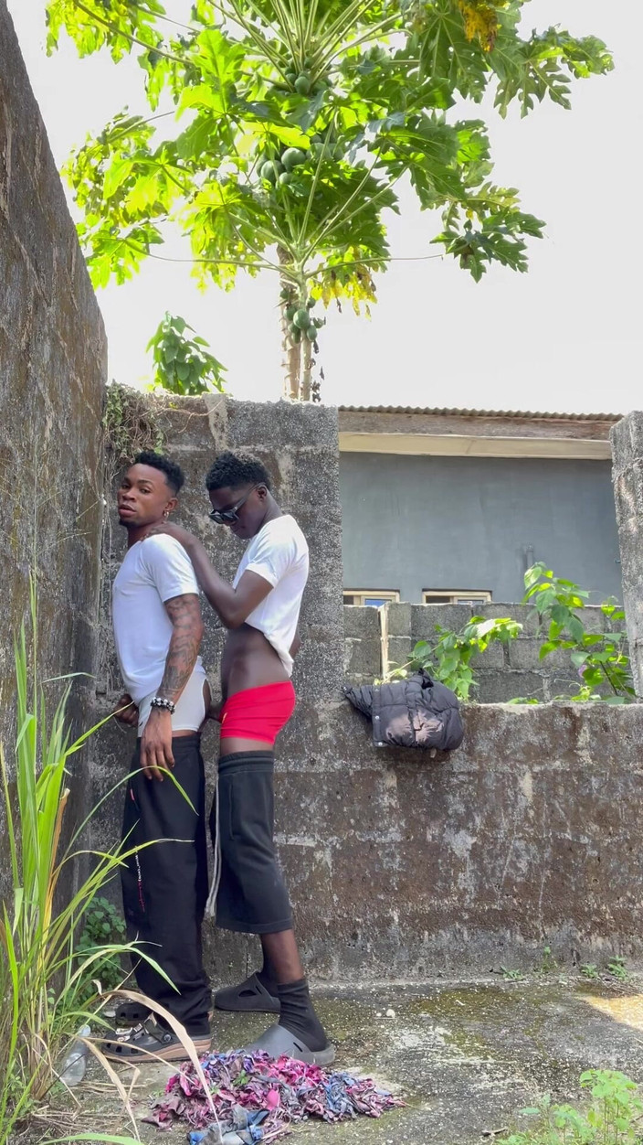 Blackedthug: Out Door Date