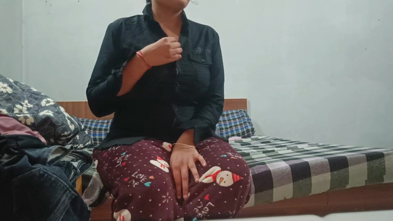 Hotty_ragini: Piața Gayi la Jija Ji Ne Mujhe Chod Kar Meri...