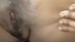 Bhabhi showing her torn ass