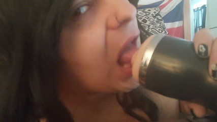 Joi Stoner: Masterbation na gauči, část 3