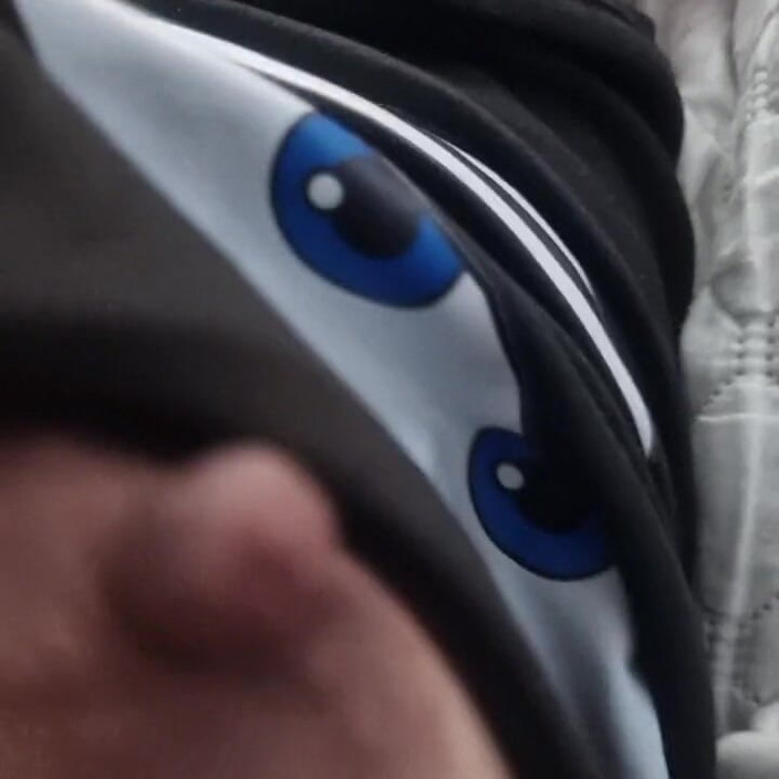 Max Flores: Fluppy Boobs