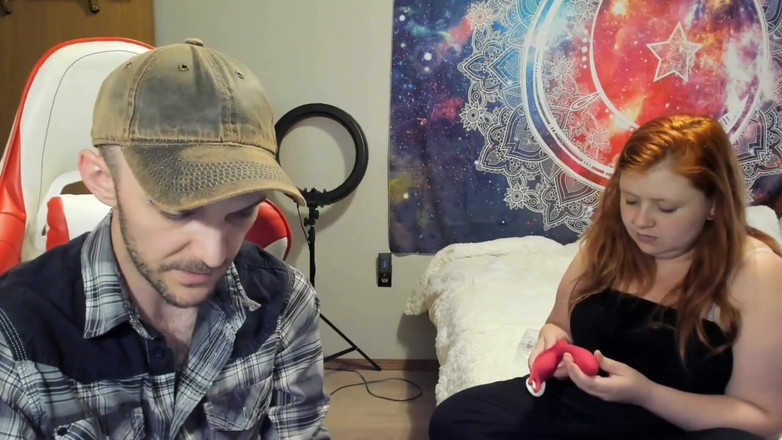 Sin Spice by Sophia Sinclair and Jasper Spice: Animour dildo collant si spoglia e si masturba