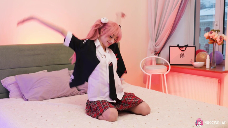 Nu Cosplay: Skinny anime slut Sasha Paige gaps her tiny little pussy