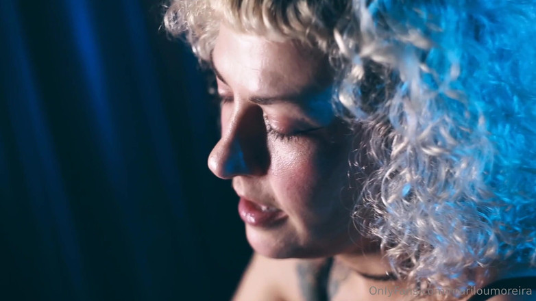 MariLou Moreira: सेक्सी भाग 2