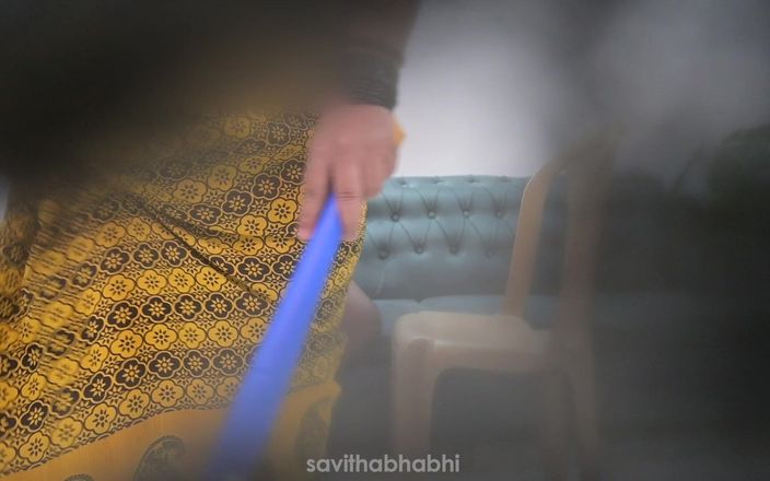 savithabhabhi: Горничная Joya Begum занимается сексом с арендодателем