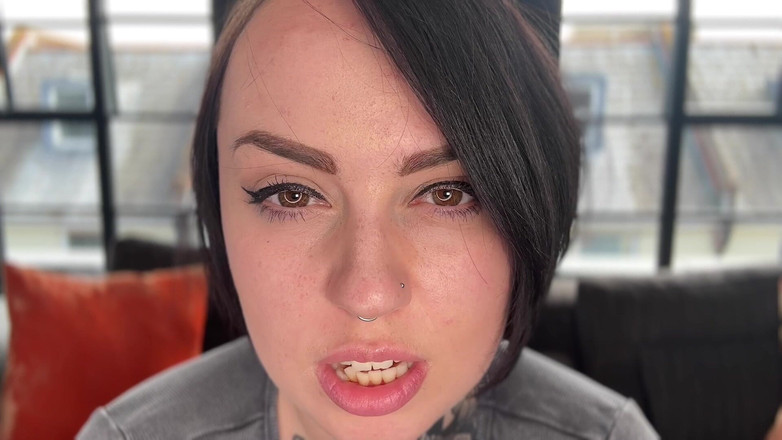 Miss Valentina: 내 눈을 바라보고 통제력을 포기해