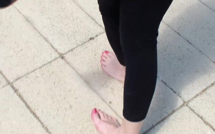 Spaingirl Natalie: Shoeplay