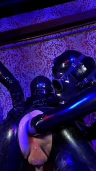 Heavy Rubber Fisting