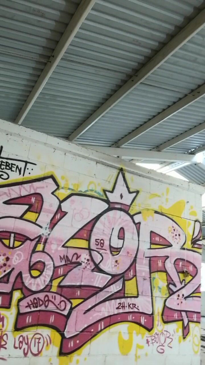 Marga9012: 팬티를 손에 들고