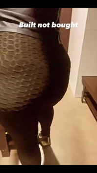 If U Want a Video of Me Squatting at Home and Exercising Let Me Know I’ll Do a Home Workout Video Tomorrow