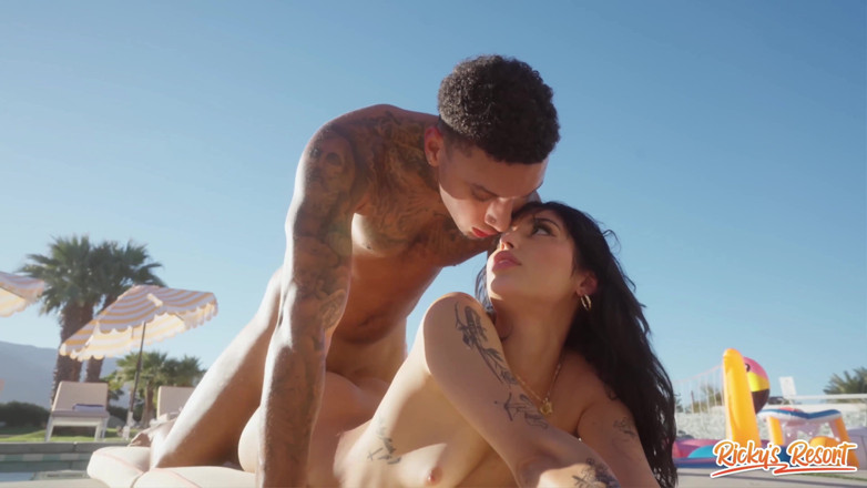 Ricky's Resort: Vanessa Sky-aflevering