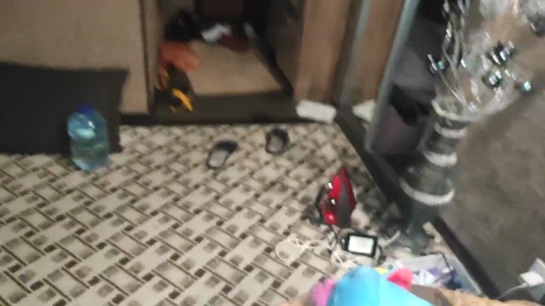 Taboo Room: Putri mungil dengan piyama unicorn lagi asik nyepong kontol!