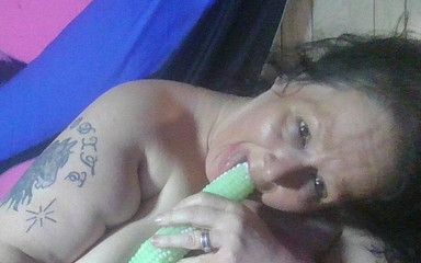 HerculesnVENUS: Sborrando sul suo viso e si masturba per assaggiare