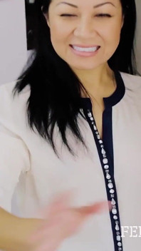 Asian Housewife Jackie Lin Give Mailman a Blowjob