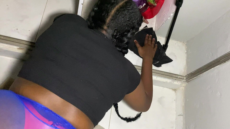 iamyansha: Stepfather Couldn't Oppose the Maid's Pussy and Came in Less...