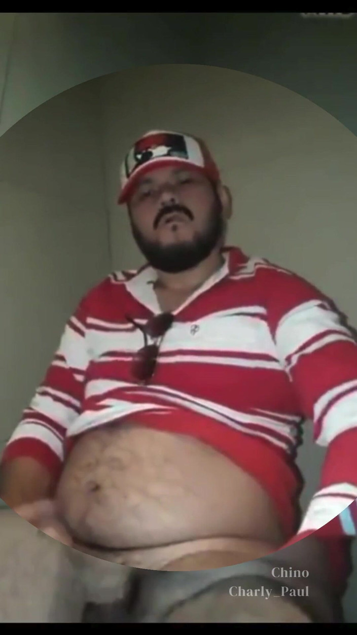 CharlyPaul: У ванній кімнаті автобусного терміналу