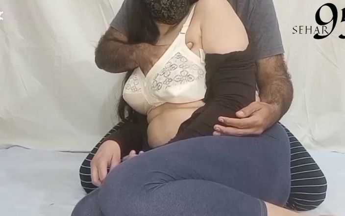 sehar95: Indická Mallu se svým přítelem Seharem