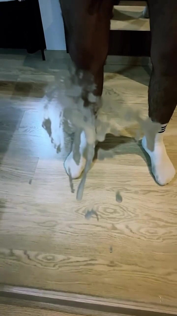 Housebeard: Solo chico 24