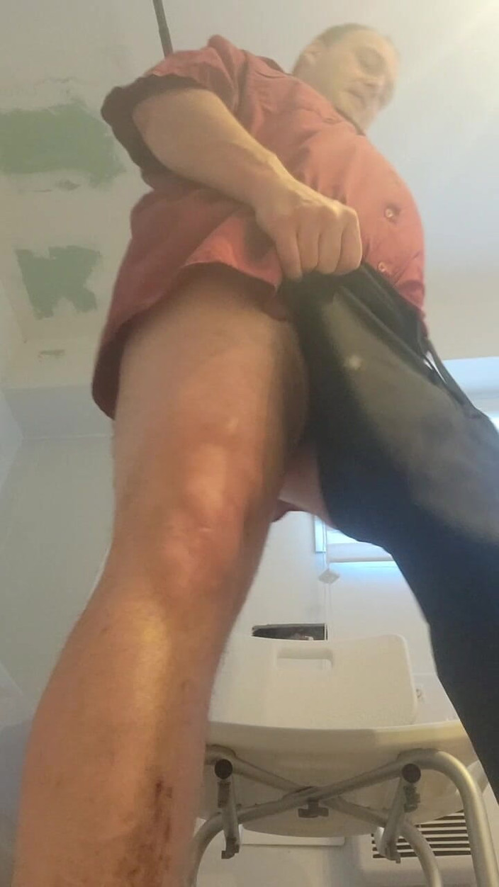 Caressonnous: Duș live pe cam4