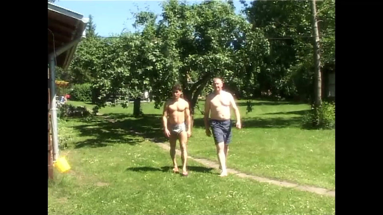 Fuck And Go: Paskudni miłośnicy w parku