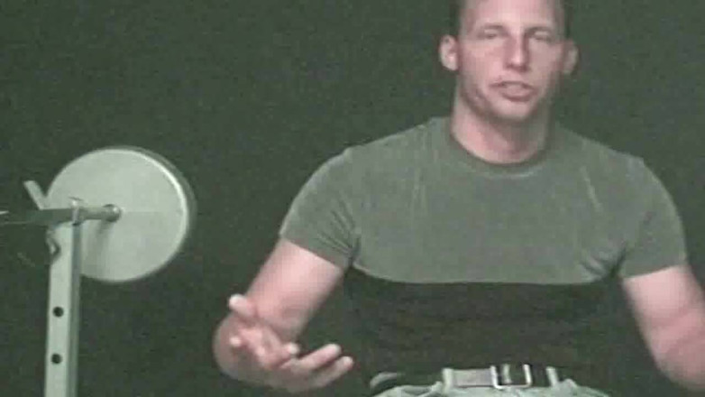 Young straight boy masturbation: Str8 con polla en el club deportivo