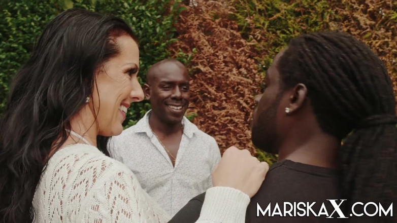 Mariska x: MARISKAX Texas Patti podwójnie nadziewane przez dwa BBC