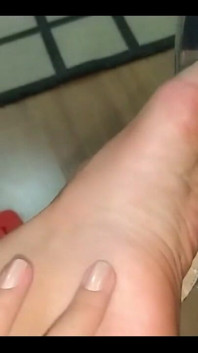 Gold Nails