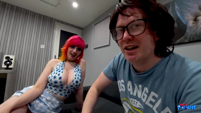 Nerd Pervert: Marie aur Ellie eastleigh 2 bevkooph le rahi hain