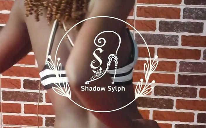 Shadow Sylph: Смотри, как я раздеваюся