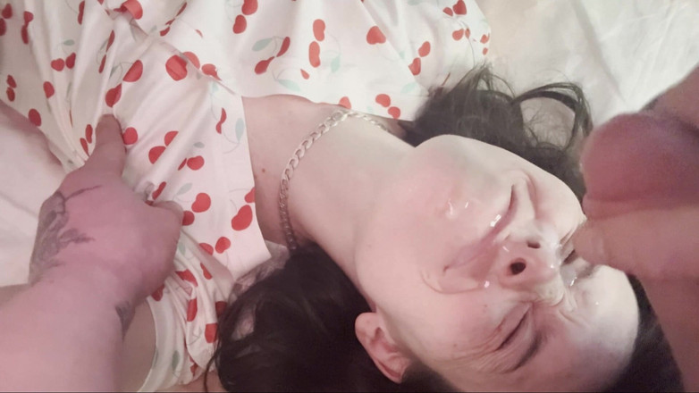 MalachiTrippin: 感恩节合集：颜射，硬操