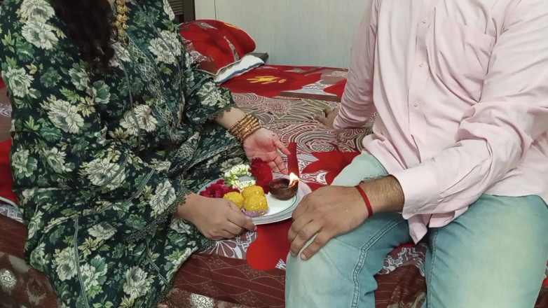 QueenbeautyQB: Seks Raksha Bandhan