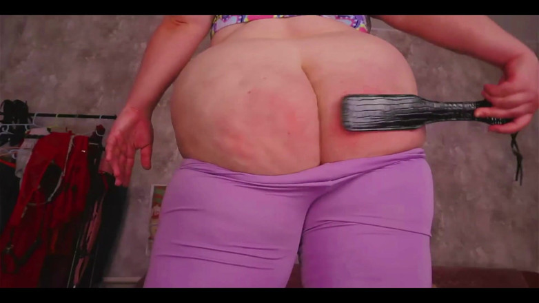 AssGives: Výprask můj holý zadek 100 krát