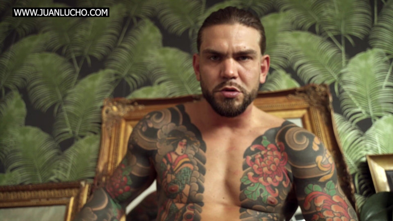 Juan Lucho Gay: Takım elbiseli preety guy