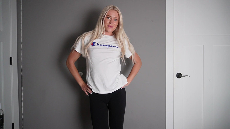 Keeks3005: Aku lagi ngajarin posisi on different tops untuk kamu