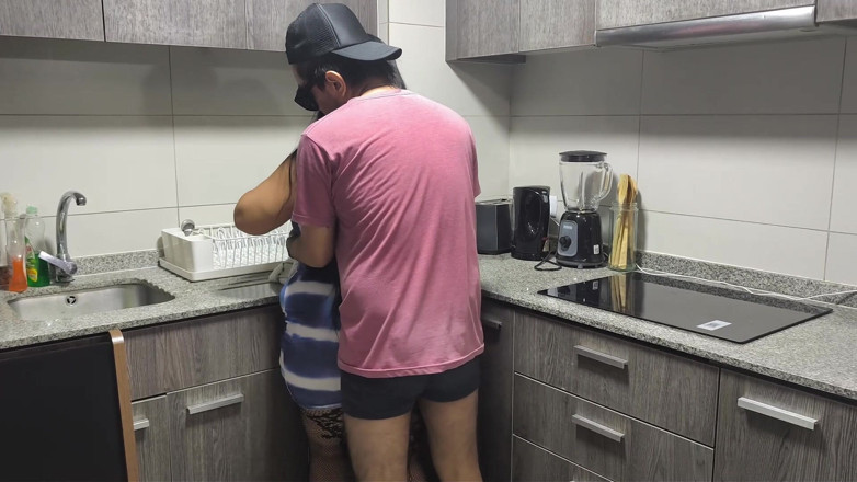 Riderqueen: Madrastra y gran polla - video para fans