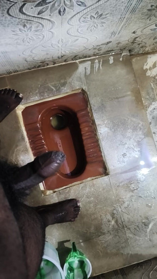CarvingShovel: Branlette dans la salle de bain