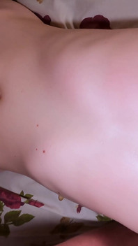 操了一个紧致的年轻阴户中的红发小妞！完整版