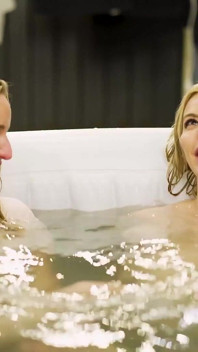 Interview: Sex and Skates mit Estelle Mit Charlie Forde, Estelle Lucas