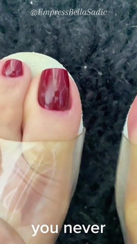 Transparent Platform Heels and Imperatrizbella’s Sexy Red Nails