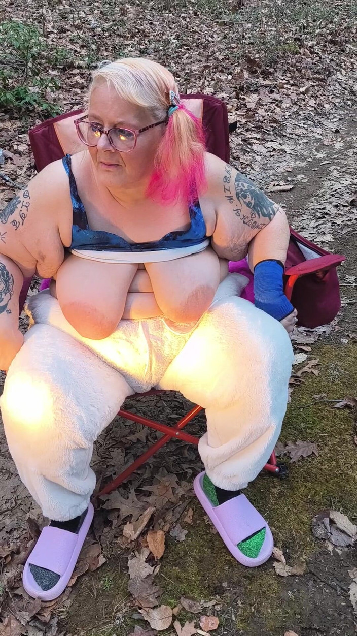 HerculesnVENUS: क्या मैं कपड़े उतार सकता हूं एन धारा निकलना एक मेस?