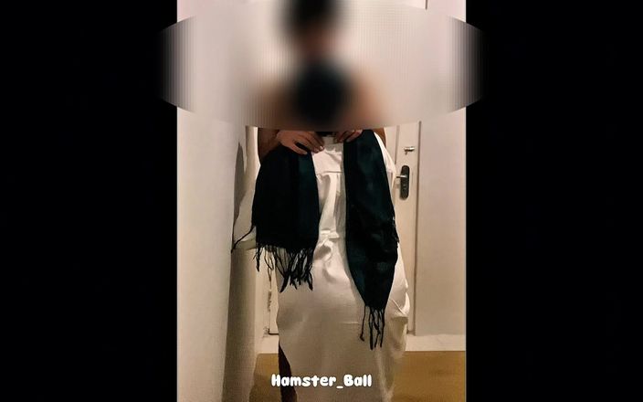 Hamster_Ball: 差点被抓包！！操娇小的头巾