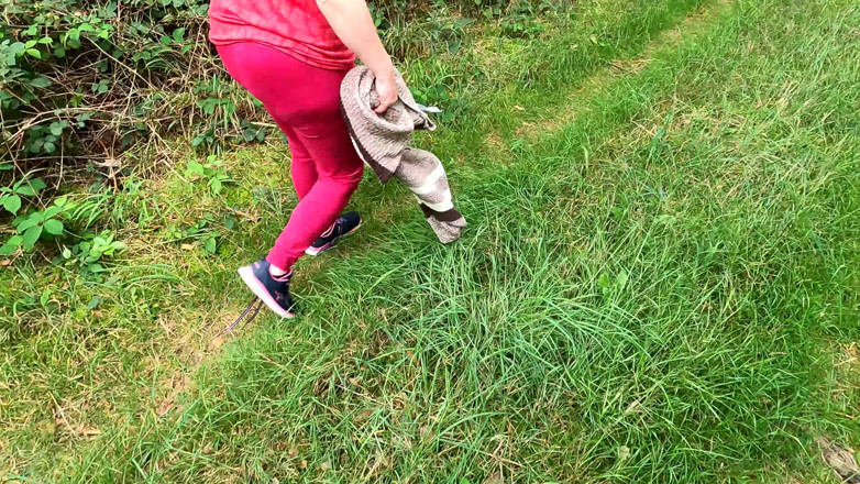 Bouncy Tits Action: Arms up - Beating Breasts - at the Hunting Lodge in the...