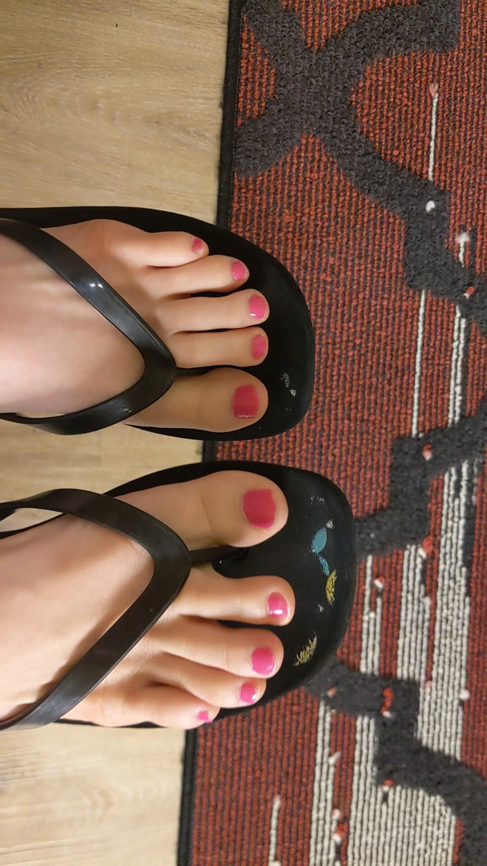 Sin Spice by Sophia Sinclair and Jasper Spice: You Love My Feet in Flip Flops