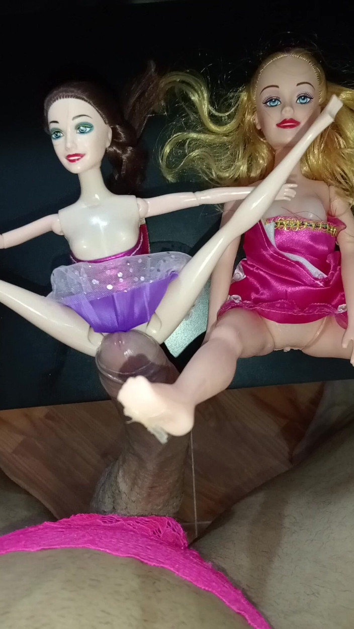 Rey rey: Lily och Riley heta och undergivna lesbiska knullar min kuk,...