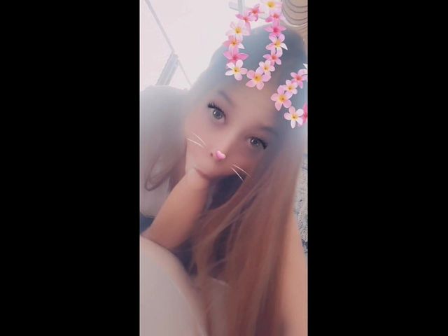 Teen 20 Blowjob (Holy candy)