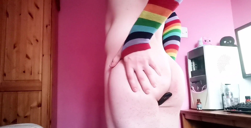 Rainbow Femboy: Cutesublexi byla zlatíčko a poslala mi tuto hush 2! Vklouzne to...