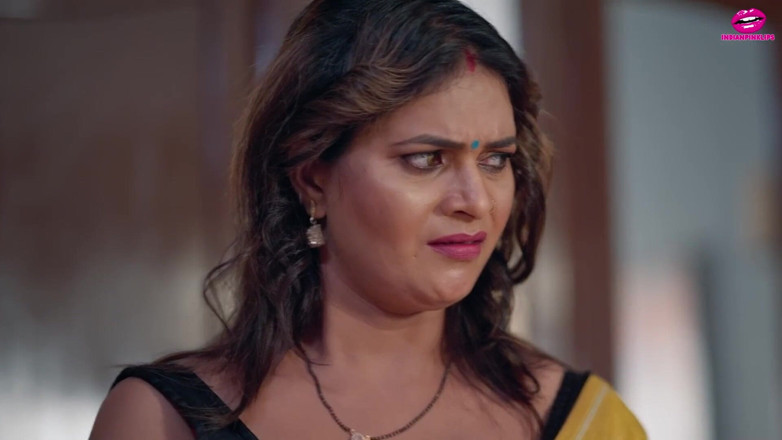 Indianpinklips: Une indienne magnifique calme son mari en colère