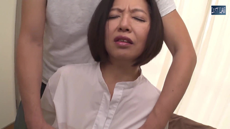 Lust lab: 50多岁的熟女 - 唤醒她敏感的头到纯粹的狂喜 - 6