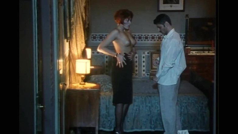 Vintage megastore: Hot Slut with Short Hair Sucks a Cock Cumming in...