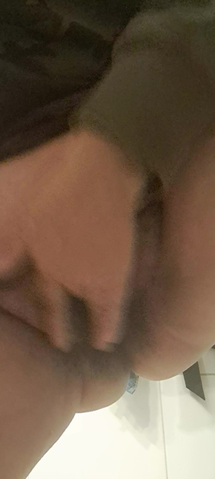 Mommy big hairy pussy: Wet Hairy Pussy Opening
